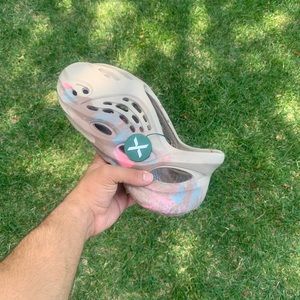 Yeezy Foam Runners “sand grey”